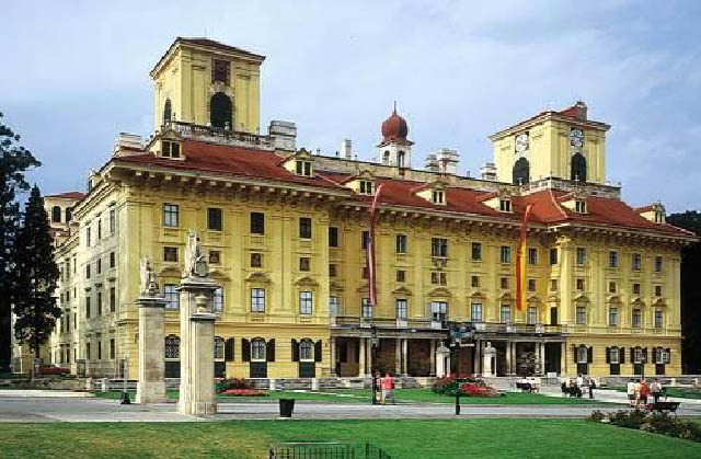 http://www.vivalditravel.hu/user_images/4/eisenstadt_frakno_02.jpg